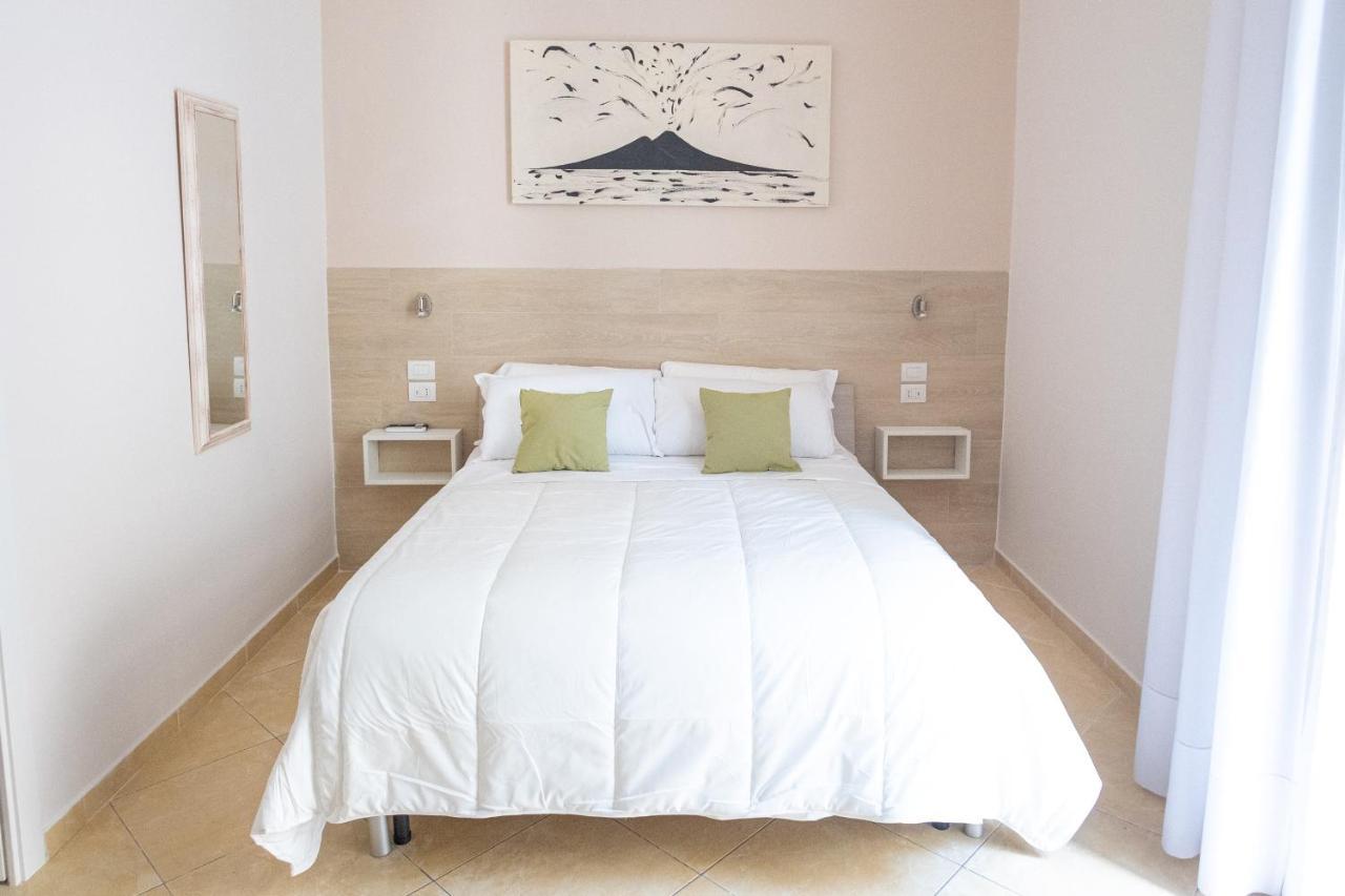 Leone Suites Toledo Napels Buitenkant foto