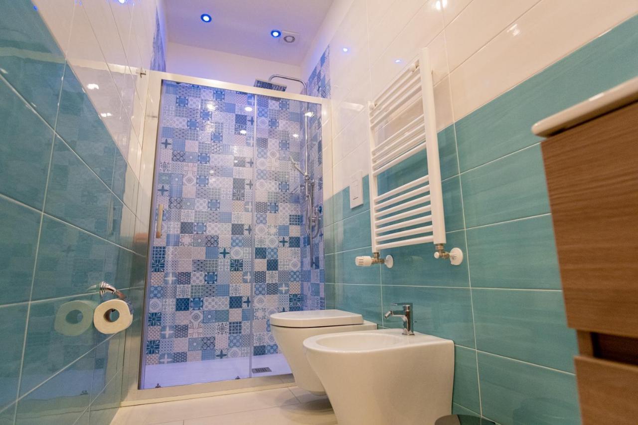 Leone Suites Toledo Napels Buitenkant foto